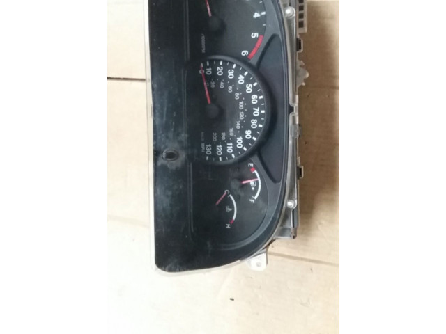 Přístrojová deska  Suzuki Grand Vitara I 2002   