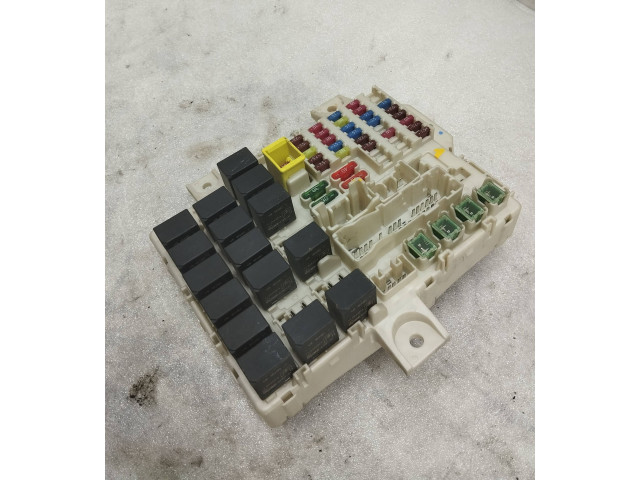 Блок предохранителей 1791H0A1 Mitsubishi Colt