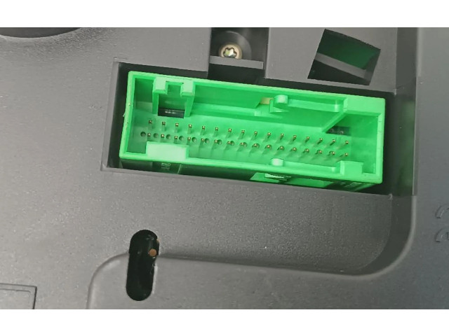 Панель приборов 110080128   Audi A6 S6 C5 4B       