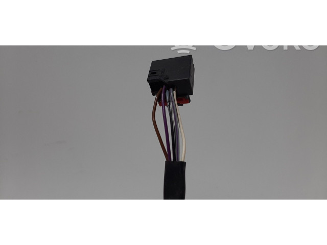 Зеркало электрическое Volkswagen Touran I 2003 - 2010 года