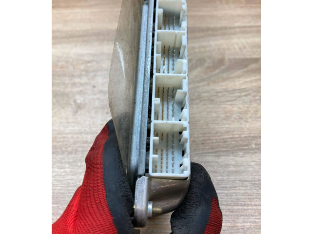 Řídící jednotka 8966101061, TN2750009470 Pontiac Vibe 2003