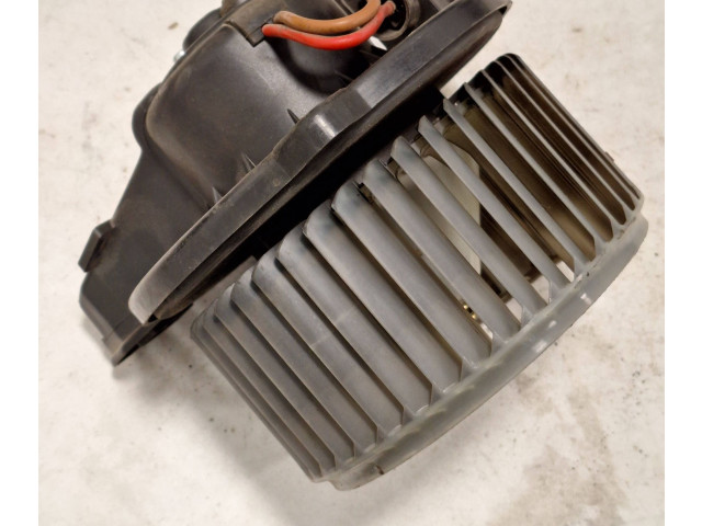 Вентилятор печки    0130111202, 4B1820021B   Audi A6 S6 C5 4B