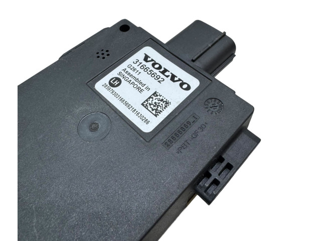 Датчик слепых зон 31665692 Volvo XC90