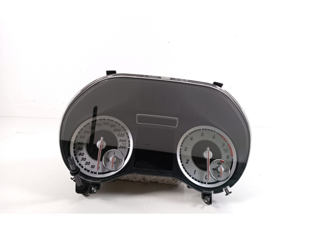 Přístrojová deska Mercedes-Benz A W176 2014 A1769008602