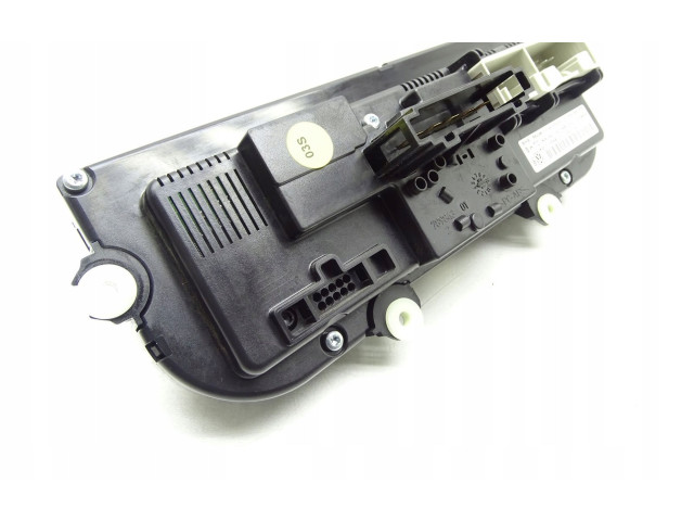 Блок управления климат-контролем 1K8907426AB   Volkswagen Jetta VI