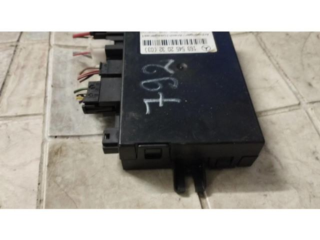 Блок управления крюка для прицепа