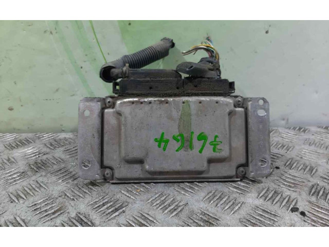 Блок управления двигателем ECU    0261208702   Citroen C1