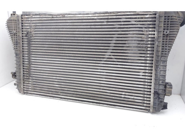 Интеркулер  1K0145803L   Volkswagen Touran I 