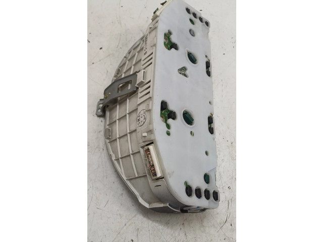 Přístrojová deska Mazda 323 F 2001 7MBH1CB