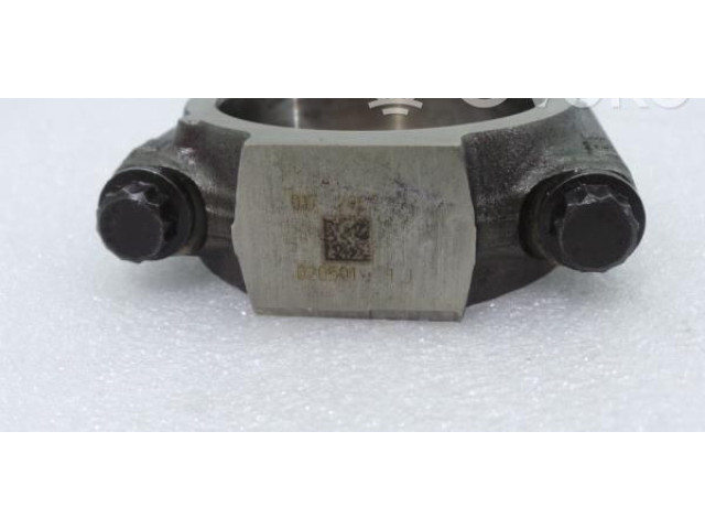 Píst 038J Audi RS4 B7