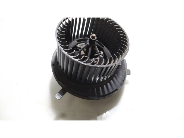 Вентилятор печки       Volkswagen Golf Plus