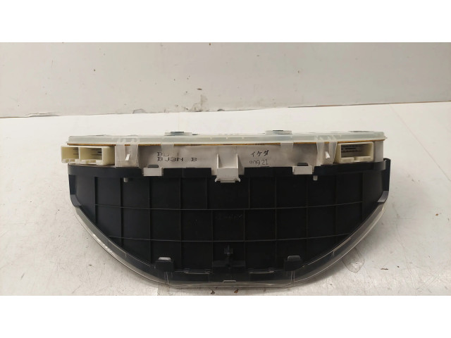 Панель приборов BJ3NB   Mazda 323 F       