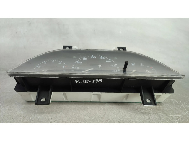 Přístrojová deska Hyundai Pony 1994 71112221