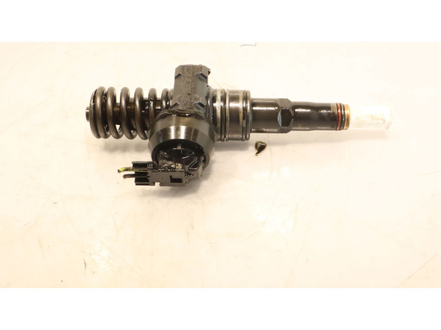 Форсунка 0414720215 Audi A3 S3 8P BKC