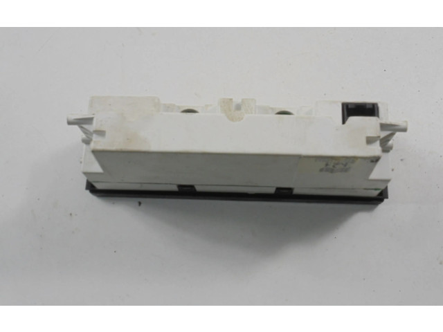 Панель приборов Audi Coupe