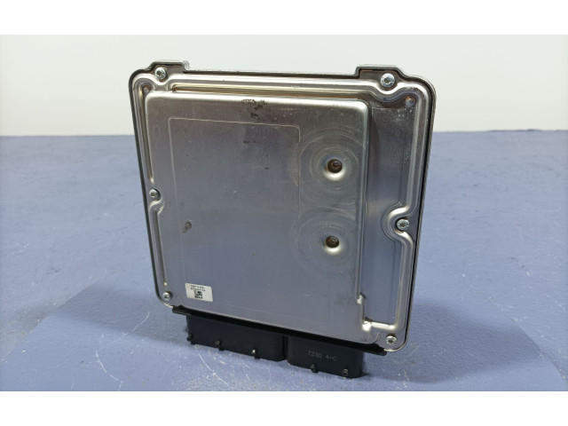 Řídící jednotka 03L906022NN, 03L906022NN Audi A4 S4 B8 8K 2010