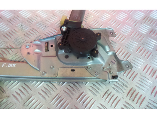 Рамка дверного стекла 119366XXX, 0130822001 Smart ForFour I