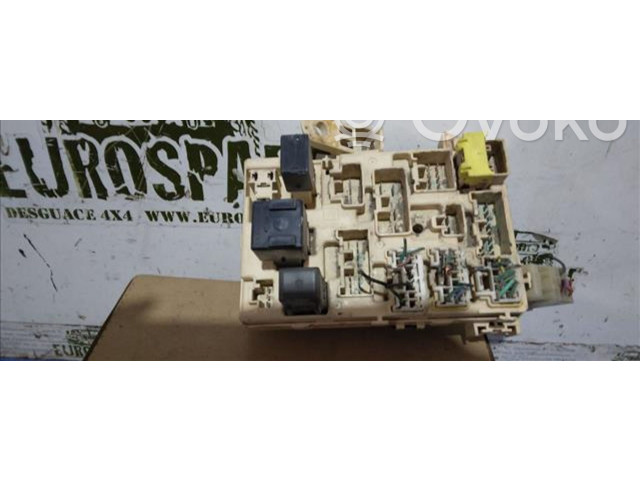 Pojistková skříňka 82641-35220 Toyota Hilux (AN10, AN20, AN30) 2001