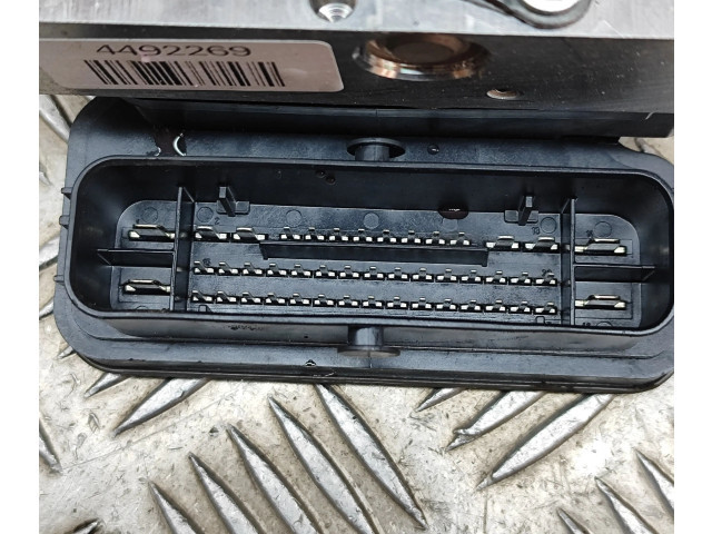 Блок АБС 32281471 Volvo XC40