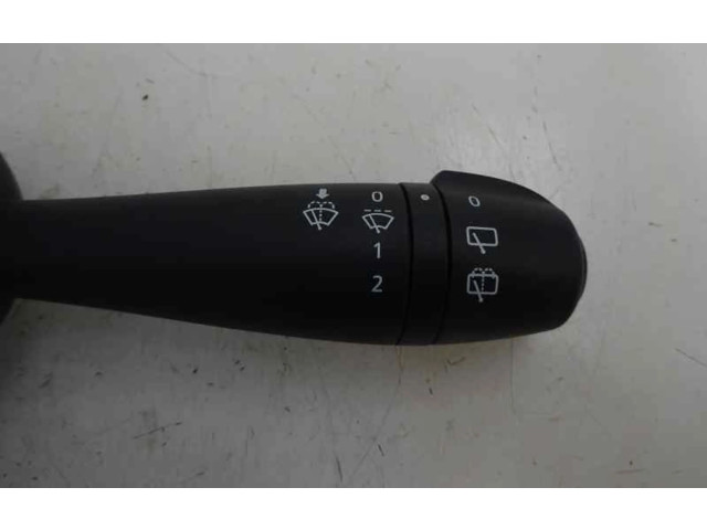 Ручка стеклоочистителей E10670223   Dacia Dokker