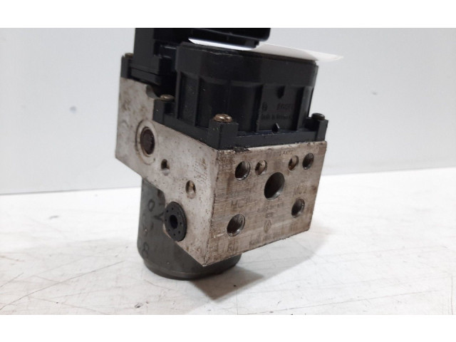 Блок АБС 0273004621, 8200085584 Renault Clio II 2001 - 2005 года