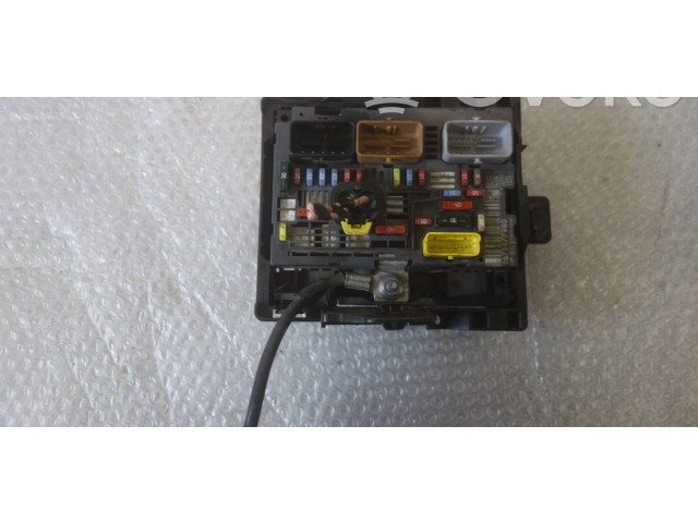 Блок предохранителей 9675877980 Citroen C5