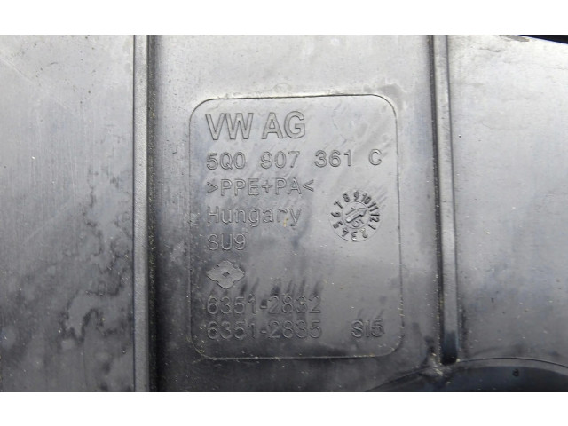 Блок предохранителей  5Q0907361C   Audi A3 S3 8V    