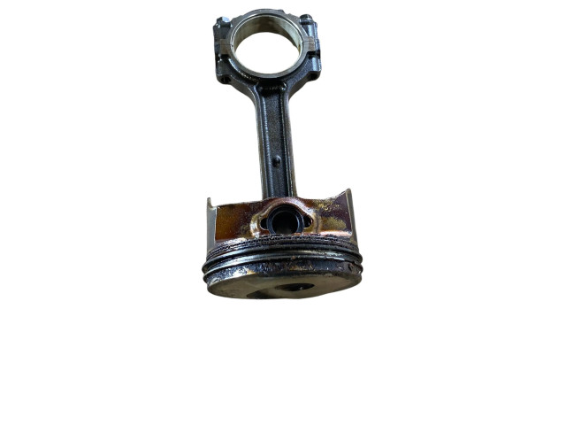  Поршень  12714549, 12658744  Chevrolet Camaro  