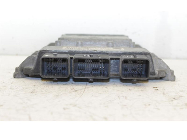 Блок управления двигателя 5WS40031DT   Ford Fusion