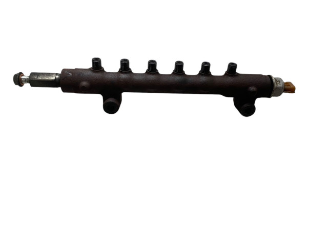 Топливная рампа Mitsubishi Outlander для двигателя 4N14