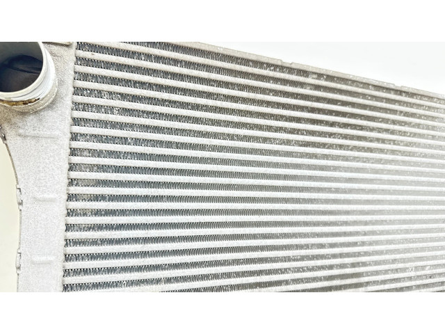 Интеркулер  JD1271003521, 0R040   Toyota Verso 2.0