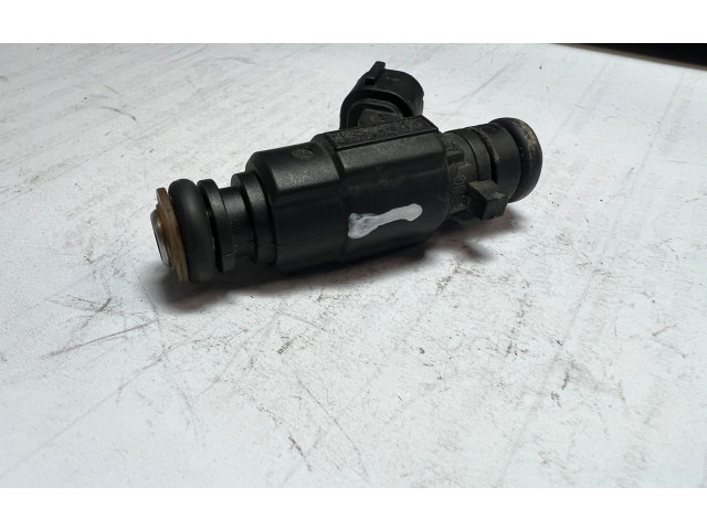 Vstřikovač 3531022600, 9260930006 Hyundai Matrix pro benzínový motor 1.6