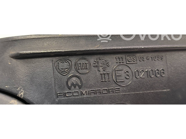 Zpětné zrcátko Alfa Romeo Mito 2009