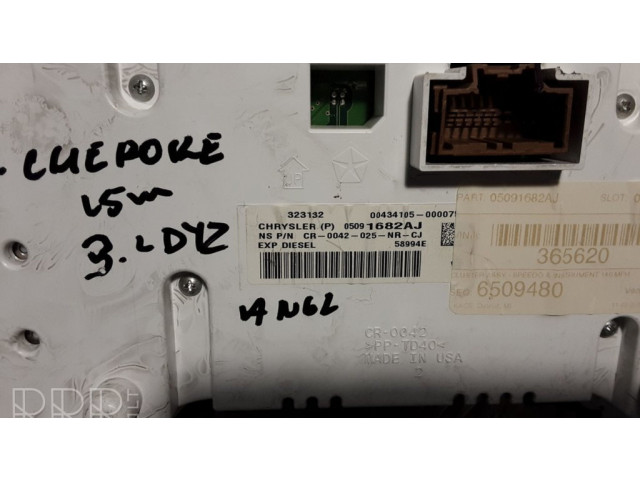 Панель приборов 05091682AJ Jeep Grand Cherokee