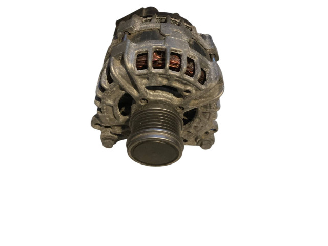 Генератор 04L903024T   Audi A3 S3 8V      