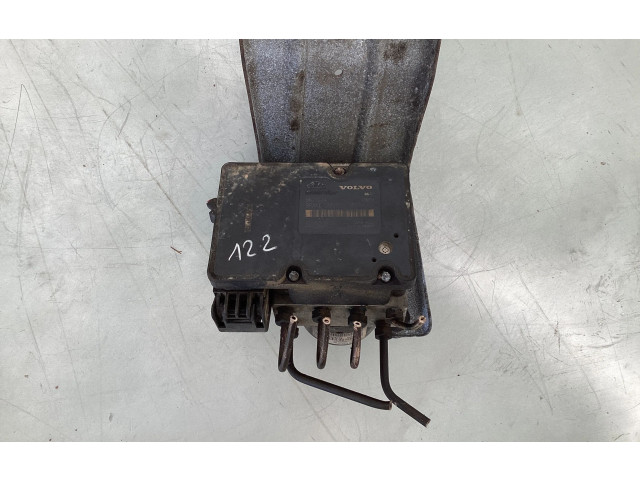 Блок АБС 8671224, 10092504033   Volvo  V70  2000 - 2004 года