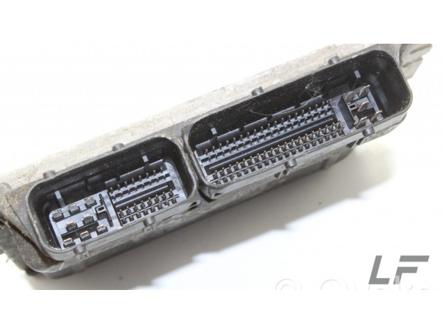 Řídící jednotka MEC32040 Nissan Micra 1985