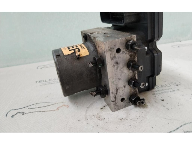 Jednotka ABS Hyundai i30 2012