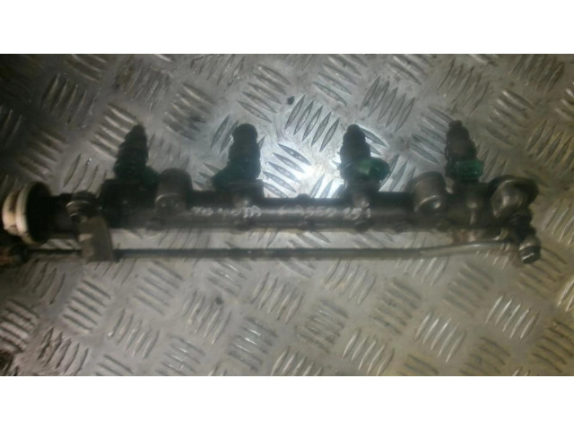 Топливная рампа 2325011110 Toyota Paseo (EL54) II 1.5