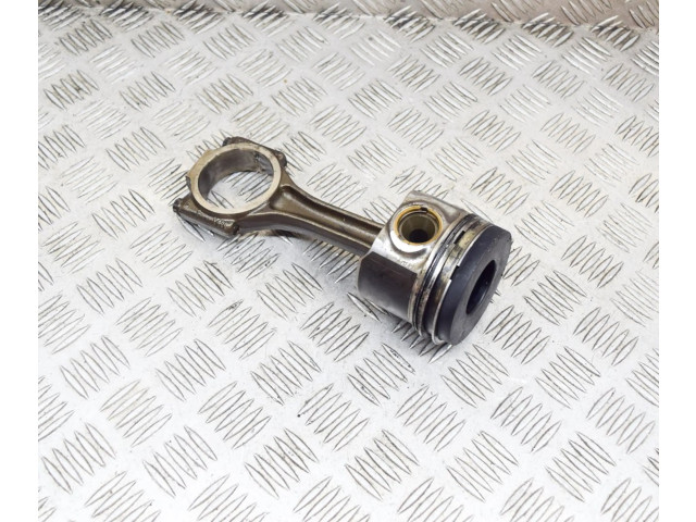 Píst 03G107065J, 038198401D Volkswagen PASSAT B6 pro naftový motor 2.0 BKP