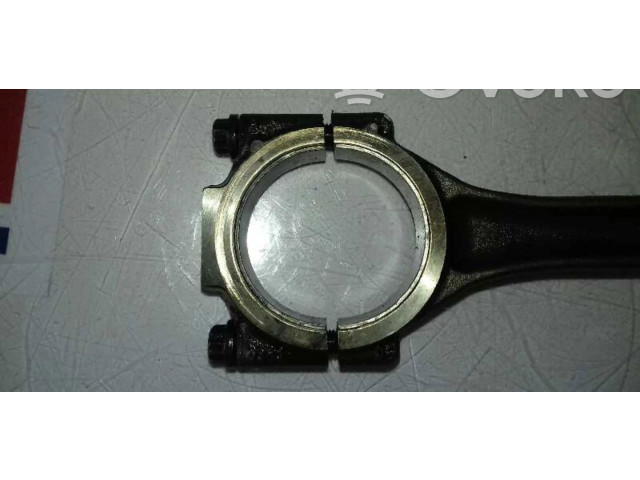  Поршень    Audi A3 S3 8P  