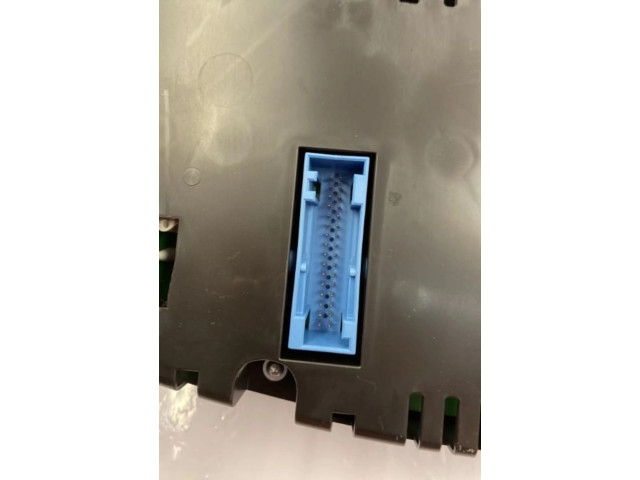 Панель приборов 8X0920900C   Audi A1       