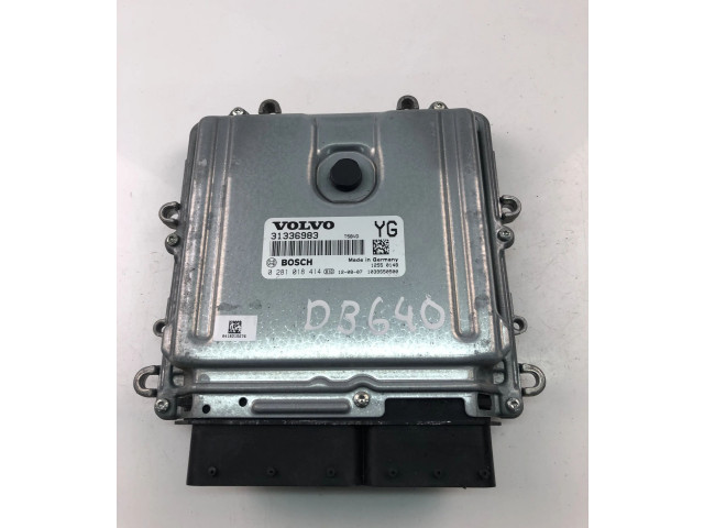 Блок управления двигателем Блок управления 31336983, 0281018414   Volvo V70