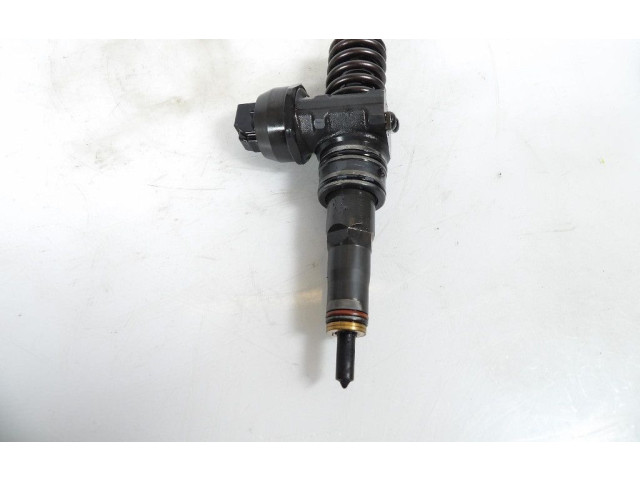 Форсунка 038130073AG, 038130073AG Skoda Fabia Mk2 (5J)