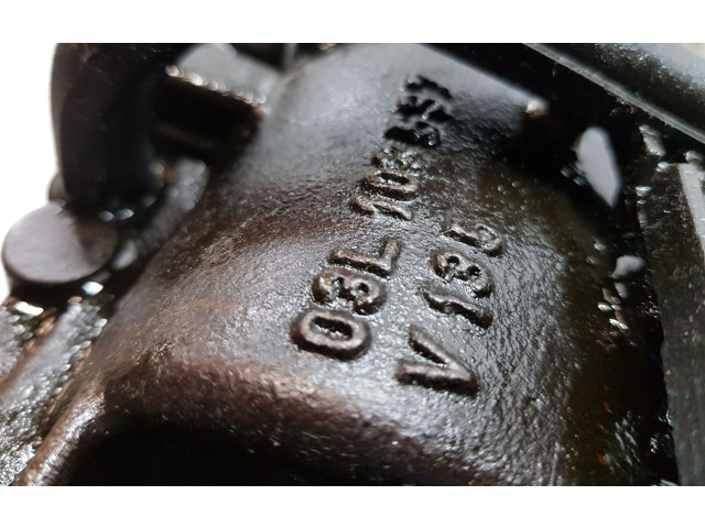 Масляный насос CFF 03L103295F, 03L103537 Skoda Superb B6 (3T)