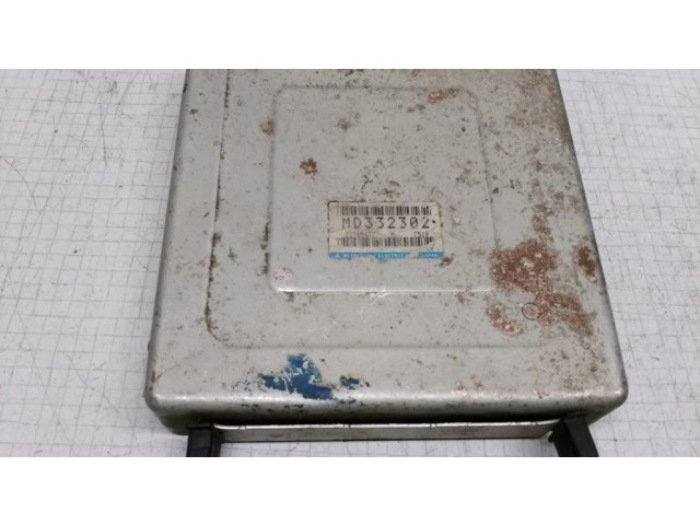Блок управления двигателя MD332302   Mitsubishi Space Runner