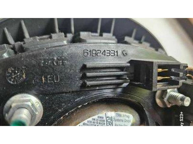 Подушка безопасности водителя 735498411, X100823130   Ford Ka