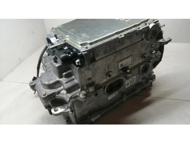 Преобразователь напряжения