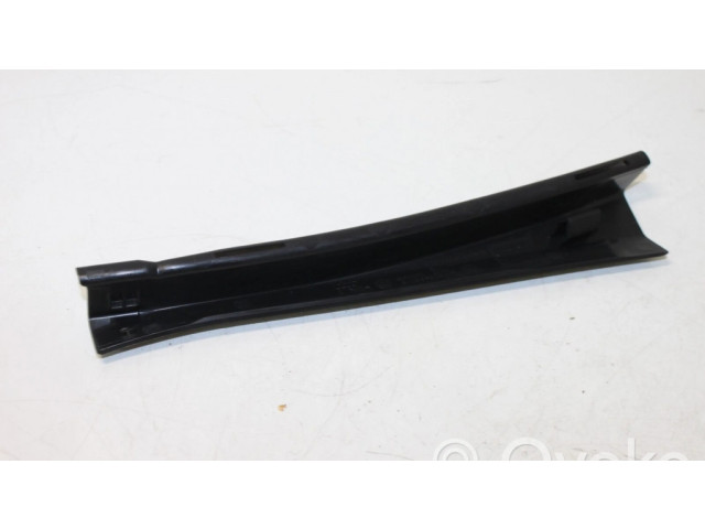 Другая деталь салона