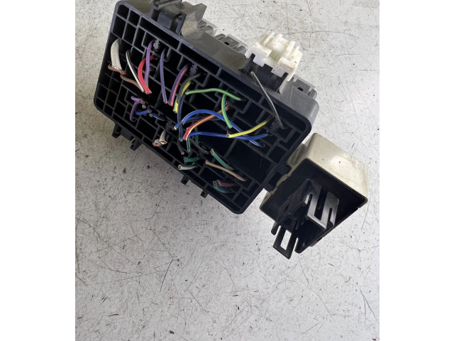 Pojistková skříňka 0665005480, 86111AG000 Subaru Outback 2008